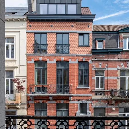 Flagey Elegant Apartment